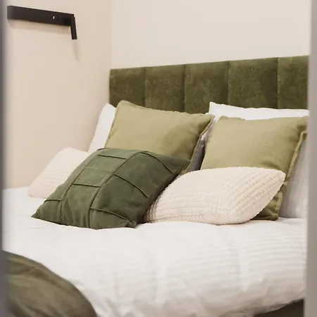 Modern Olive - Sauna, Silownia, Parking Fair Βρότσλαβ